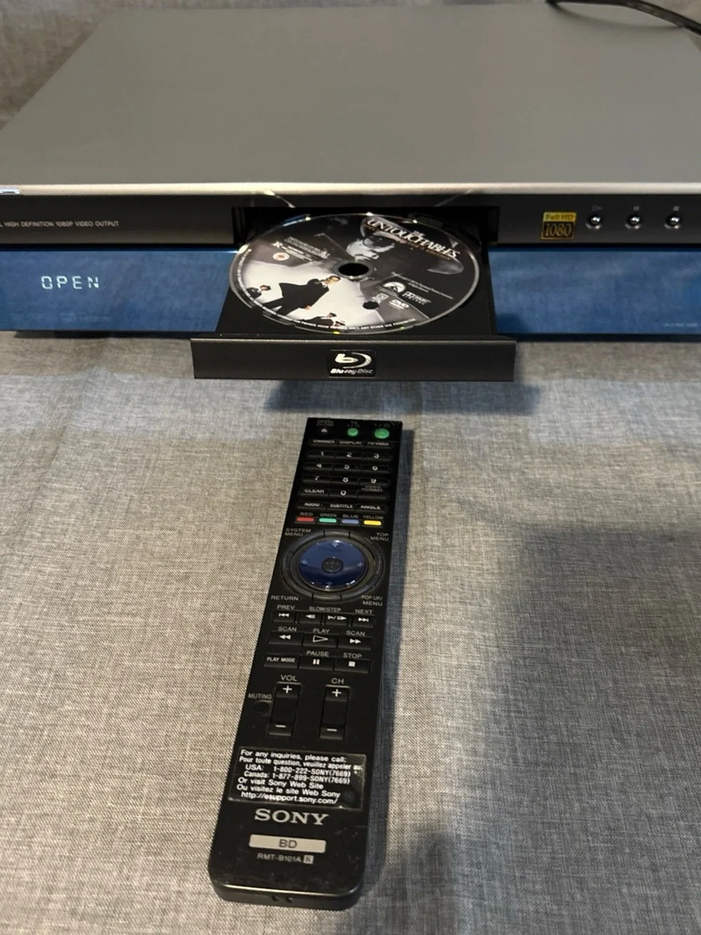 Sony BDP-S1 Blu Ray Player Full HD 1080P Disc Player W/Remote And Cables
